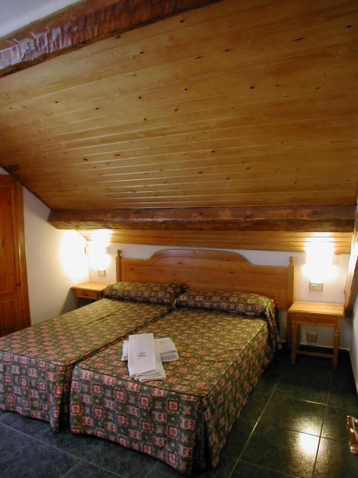 Gabarre Hotel Broto Luaran gambar