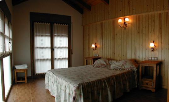 Gabarre Hotel Broto Bilik gambar